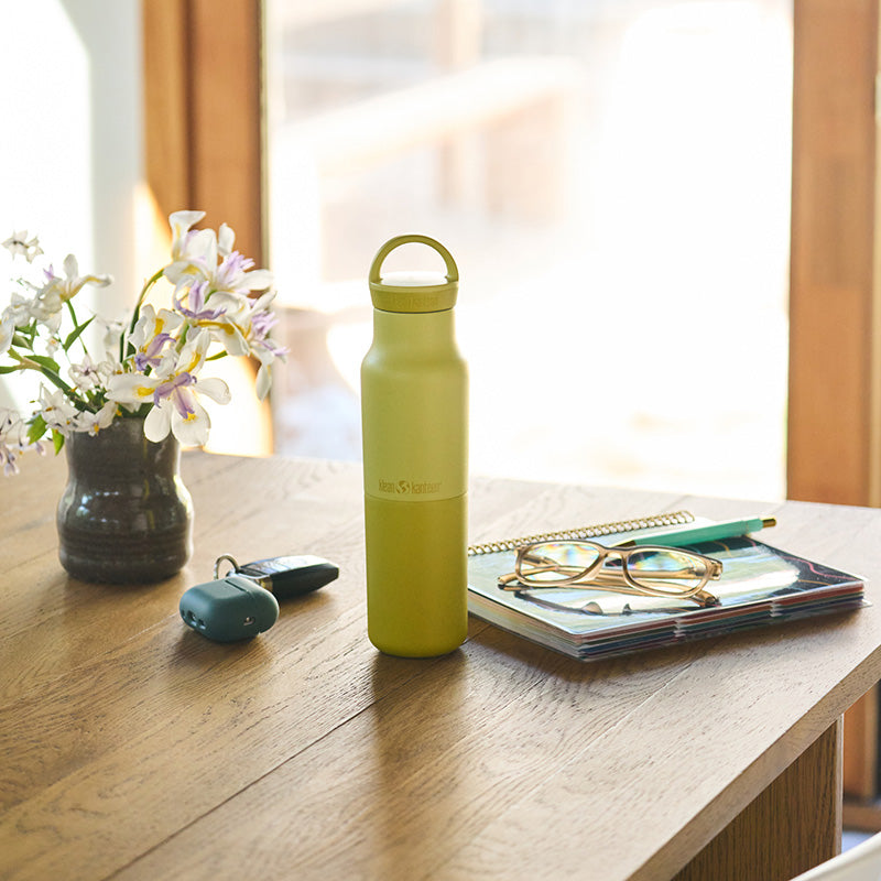 12oz-rise-classic-with-arch-loop-cap-d7 12oz_rise_classic_insulated_acacia_table_square.jpg