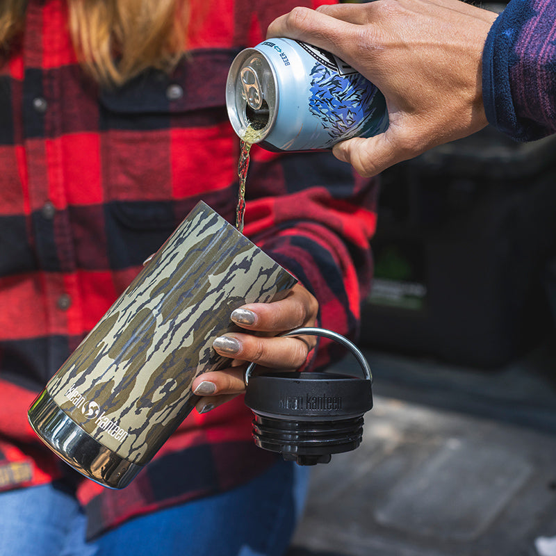 12oz-tkwide-with-cafe-cap-mossy-oak-r3 12oz_tumbler_mossyoak_bottomlands_beer_pour_square.jpg
