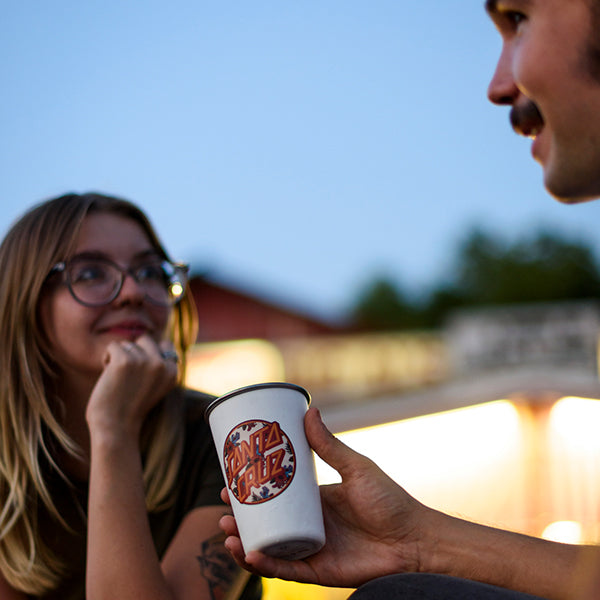 16oz-pint-cup-santa-cruz-b6 16oz_pints_santa_cruz_vacationdot_couple_square.jpg