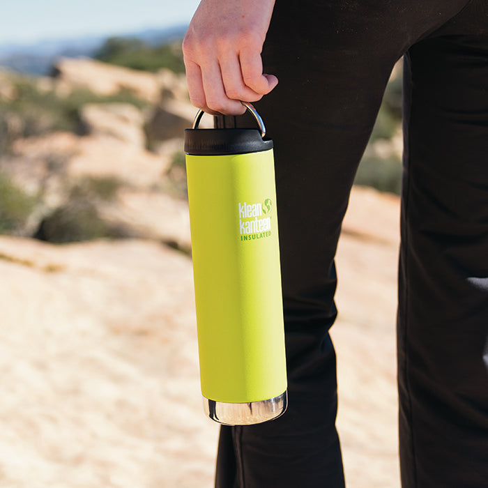 tkwide-cafe-cap-m8 K20TKWPCC-JP-cafecap-loop-hiking_lifestyle.jpg