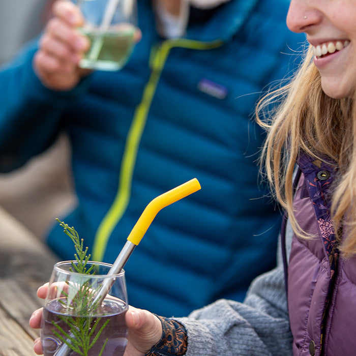 straw-4-pack-h4 recycled_steel_straw_drink_smile_lifestyle.jpg